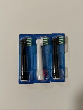 Oral-B Toothbrush Replacement Heads (3 Pack)